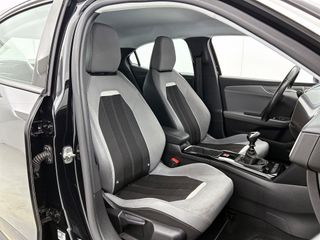 Voertuigafbeelding 34