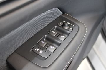 Voertuigafbeelding 42