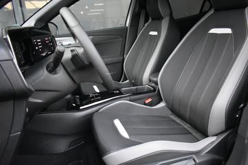 Voertuigafbeelding 6