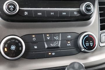 Voertuigafbeelding 11