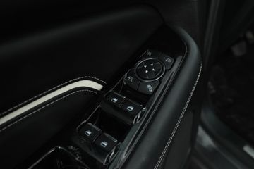 Voertuigafbeelding 18