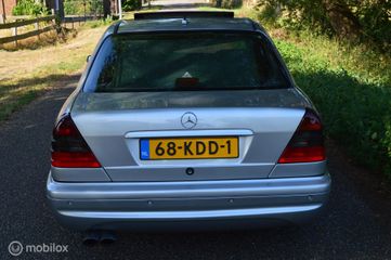 Voertuigafbeelding 5