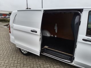 Voertuigafbeelding 23