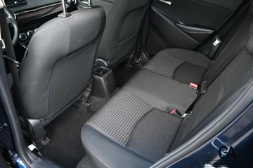 Voertuigafbeelding 4