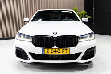 Voertuigafbeelding 8