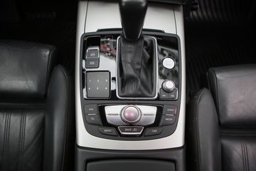 Voertuigafbeelding 10