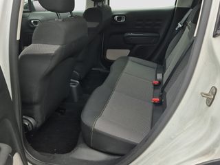 Voertuigafbeelding 23