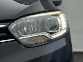 Voertuigafbeelding 2