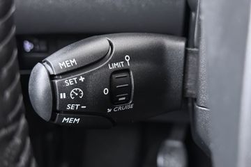 Voertuigafbeelding 18