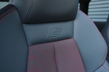 Voertuigafbeelding 32