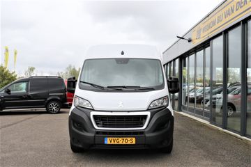 Voertuigafbeelding 3