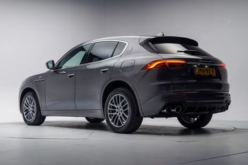 Voertuigafbeelding 2