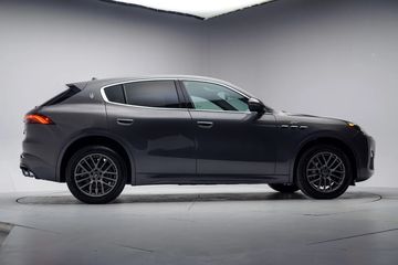 Voertuigafbeelding 44