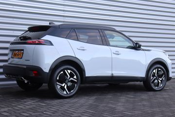 Voertuigafbeelding 6