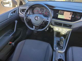 Voertuigafbeelding 6