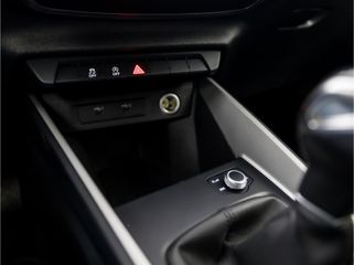 Voertuigafbeelding 25