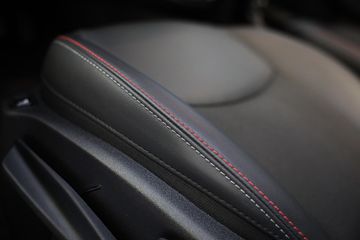 Voertuigafbeelding 12