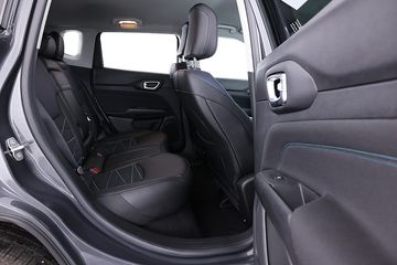 Voertuigafbeelding 6