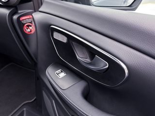 Voertuigafbeelding 35