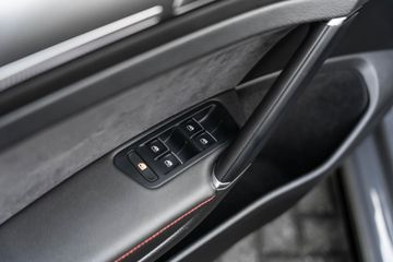 Voertuigafbeelding 44