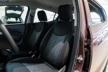 Voertuigafbeelding 10