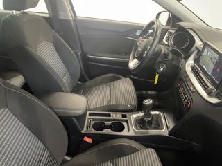 Voertuigafbeelding 12