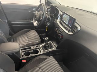 Voertuigafbeelding 30