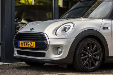 Voertuigafbeelding 9