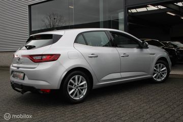 Voertuigafbeelding 14