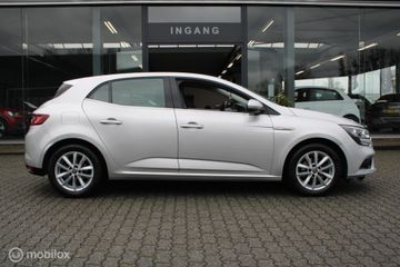 Voertuigafbeelding 9