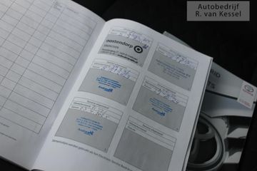 Voertuigafbeelding 18