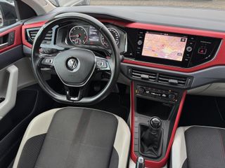 Voertuigafbeelding 13