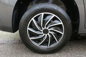 Voertuigafbeelding 17