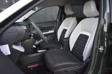 Voertuigafbeelding 6