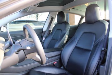 Voertuigafbeelding 4