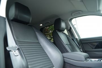 Voertuigafbeelding 2