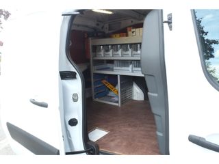 Voertuigafbeelding 6