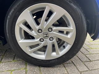 Voertuigafbeelding 26