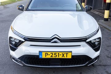 Voertuigafbeelding 12