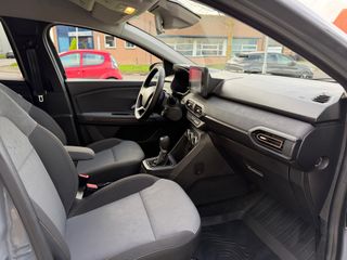 Voertuigafbeelding 12