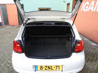 Voertuigafbeelding 16