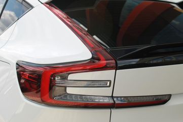 Voertuigafbeelding 13