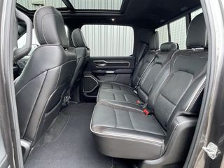 Voertuigafbeelding 37