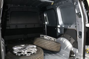 Voertuigafbeelding 12