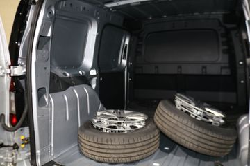 Voertuigafbeelding 14