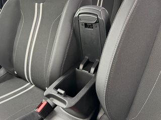 Voertuigafbeelding 35