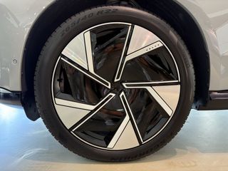 Voertuigafbeelding 6