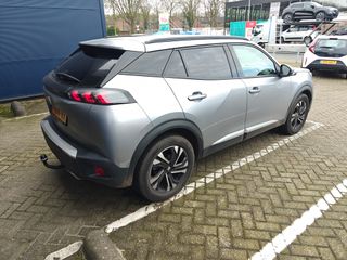 Voertuigafbeelding 3