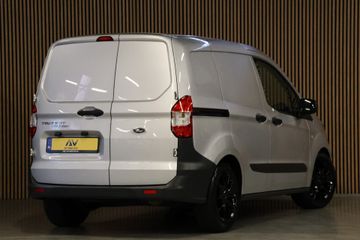 Voertuigafbeelding 3