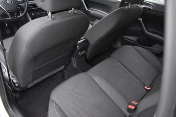 Voertuigafbeelding 12